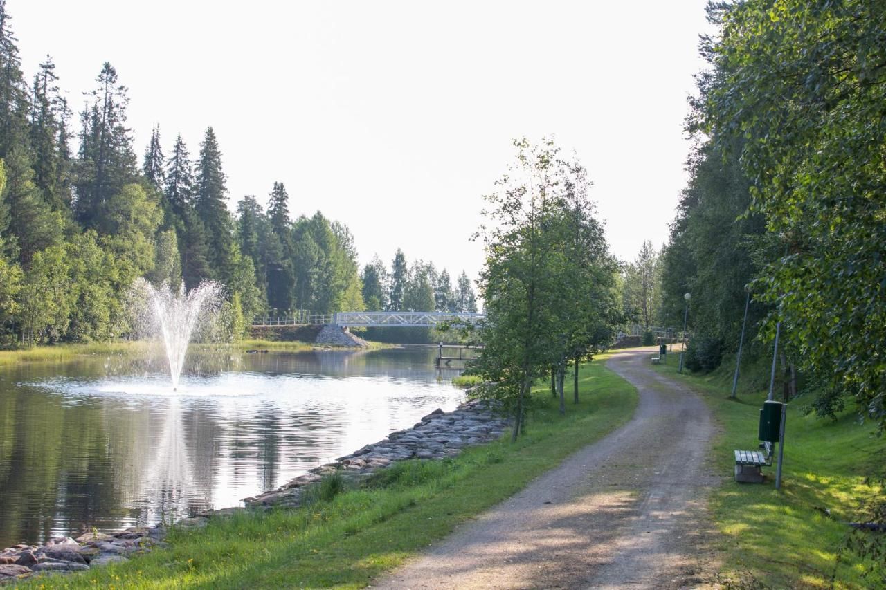 Отель Kylpylähotelli Kiannon Kuohut Суомуссалми-11